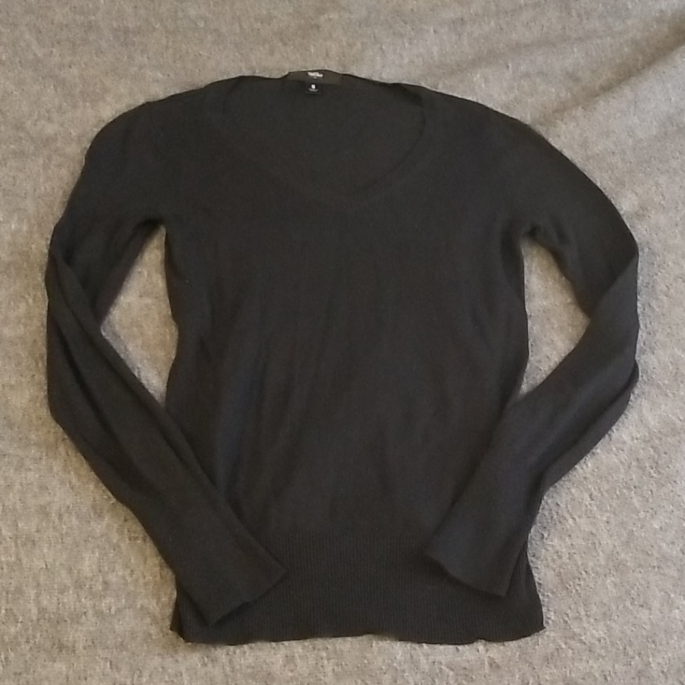 Black Mossimo Juniors sz S Sweater